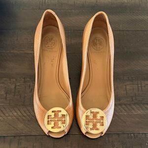 Tory Burch Women's Brown Leather Peep-Toe Flats size 9.5